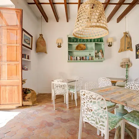 Maison d'hôtes Hotelet Oms Chopin By Rentallorca Petra (Mallorca)
